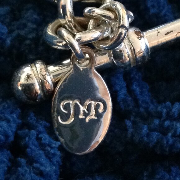 Silver Heart Chocker; Heavy, Toggle Clasp, Round Link, 17" long, Classic, Boho - Picture 4 of 5